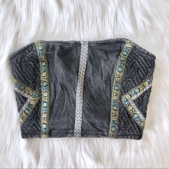 Urban Outfitters Tops - UO Ecote Metallic Bandeau Crop Top Sz S